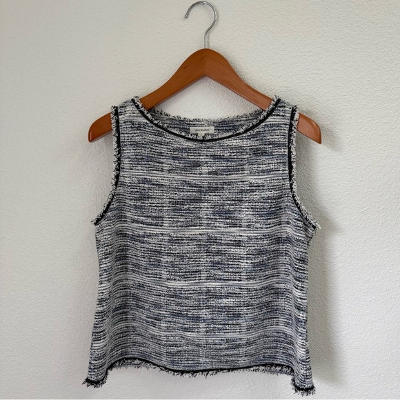 Max Studio Blue and White Tweed Sleeveless Top Women’s Size Large - Picture 1 of 5